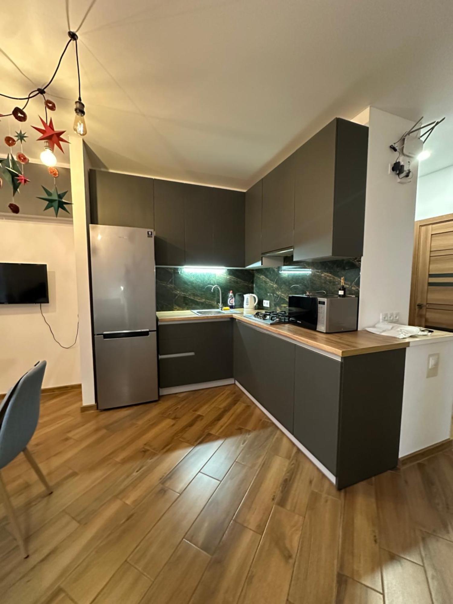 Avalon On Lypynskogo Street Apartment Liov Exterior foto
